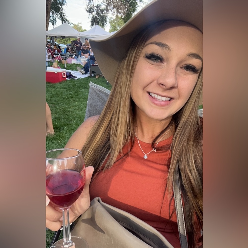 Meet your Posher, Sara